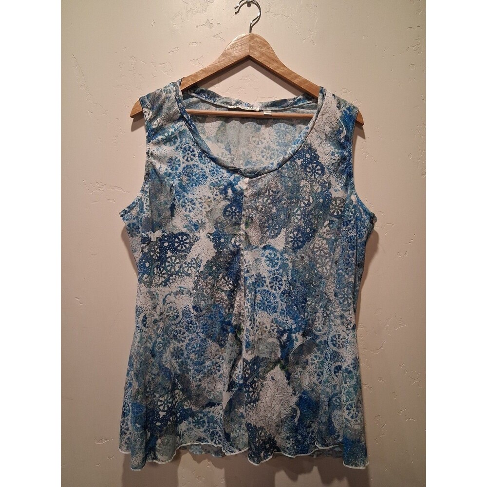 Snoskins XL Blue White Sleeveless Lightweight Top Geometric Print Twisted Neck